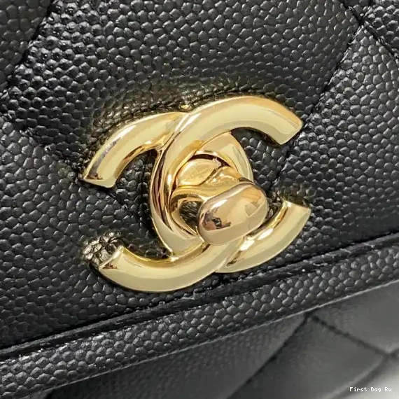 First Bag Ru BAG MESSENGER CHANEL SMALL 0518